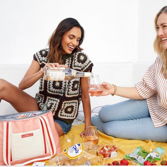 L Space Coastal Cooler Spring FabFitFun Pink Cream Ivory Beverage Picnic Bag - Picture 3 of 8